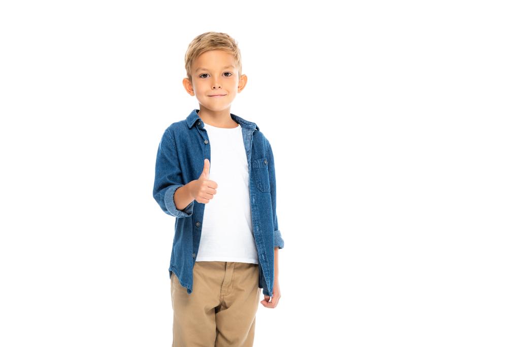 Улыбающийся мальчик показывает, как жест изолирован на белом - Фото, изображение
