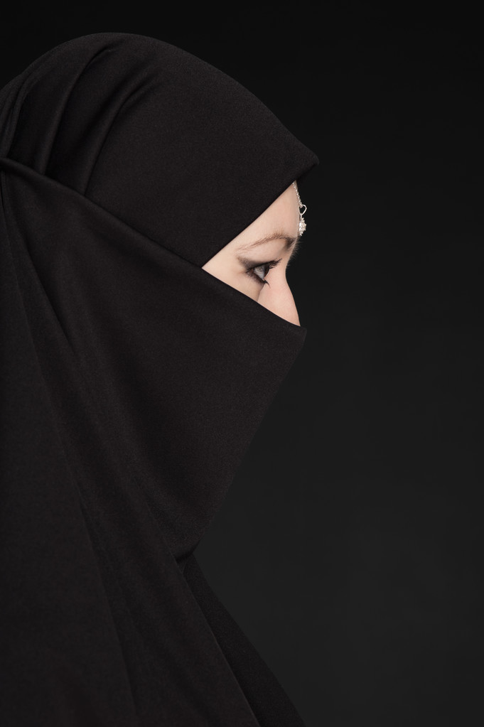 Mujer en hijab
 - Foto, imagen