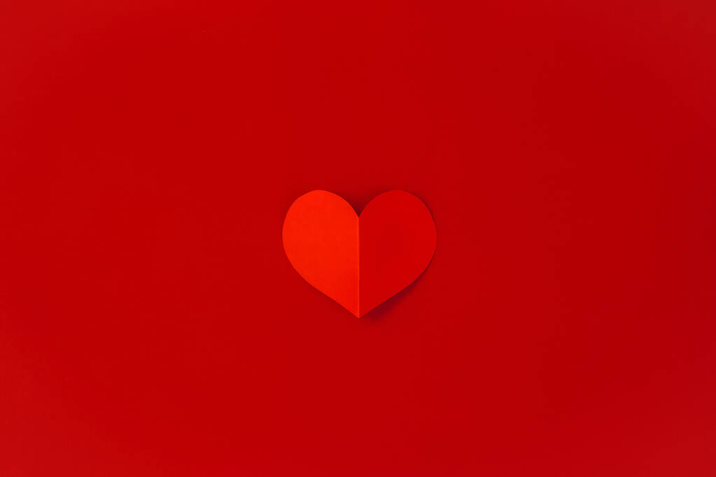 Walentynki koncepcja z czerwonymi sercami, płaskie leżały, przestrzeń kopiowania - Zdjęcie, obraz