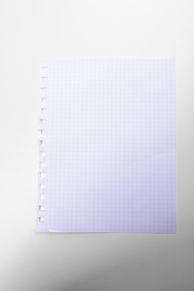 prázdný list papíru izolovaných na bílém - Fotografie, Obrázek