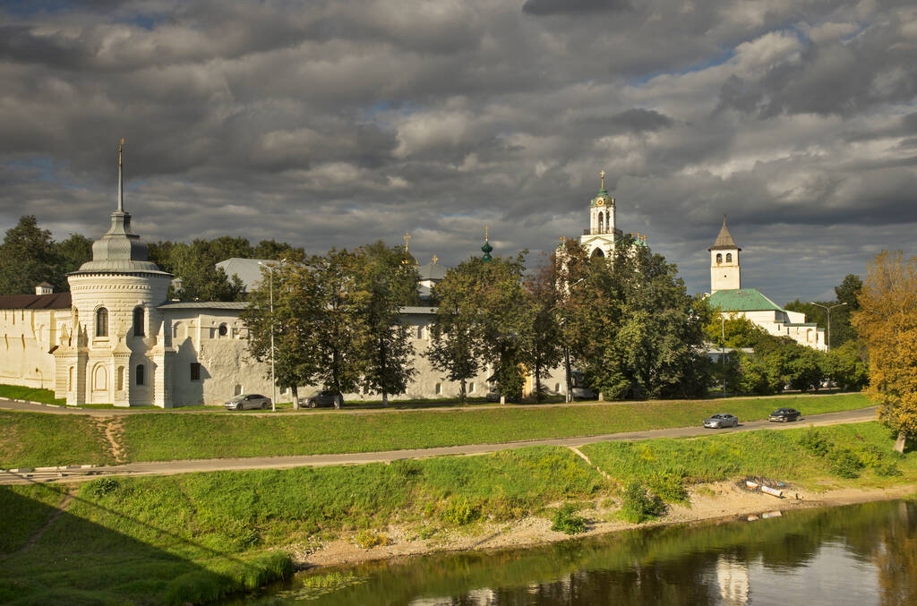 Spaso-Preobrazhensky (kirkastuminen) luostari Jaroslavlissä. Venäjä - Valokuva, kuva