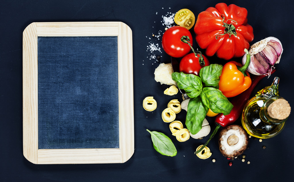 Італійських інгредієнтів - пасти, овочів, спецій, сир - Фото, зображення