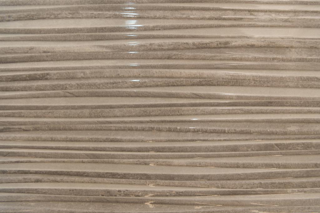 sfondo con superficie ceramica lucida, con linee ondulate orizzontali, vista dall'alto - Foto, immagini