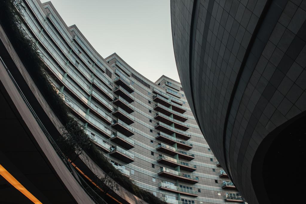edifício moderno com construção esférica, Istambul, Turquia - Foto, Imagem