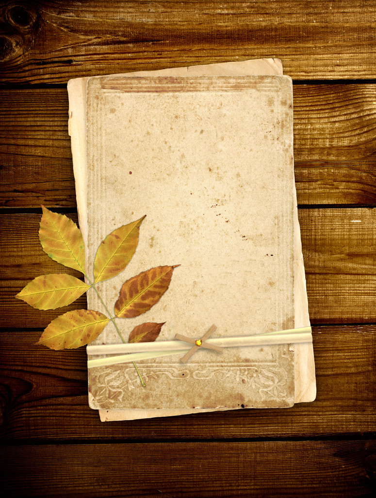 Старые открытки на деревянных досках
 - Фото, изображение