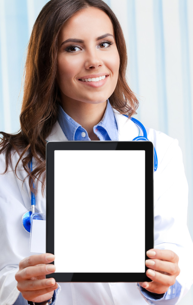 Medico mostrando tablet pc vuoto per il copyspace
 - Foto, immagini
