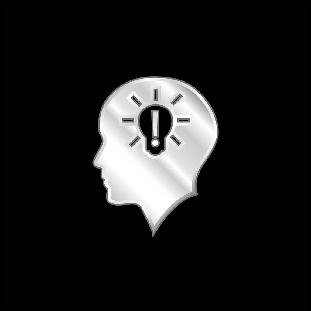 Tête chauve avec ampoule avec panneau d'exclamation à l'intérieur icône métallique argentée - Vecteur, image