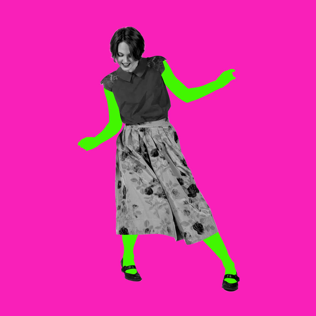 Modernes Design, Collage zeitgenössischer Kunst. Inspiration, Idee, trendiger urbaner Magazinstil. Tanzende Frau auf hellem Hintergrund - Foto, Bild