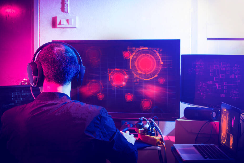 gamer jogar jogo por joystick com computador, jogos e esports desafio, streaming online, conceito de torneio - Foto, Imagem
