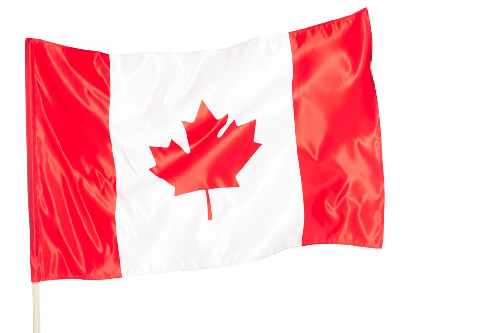 黒に赤もみじの葉が孤立したカナダ国旗 - 写真・画像
