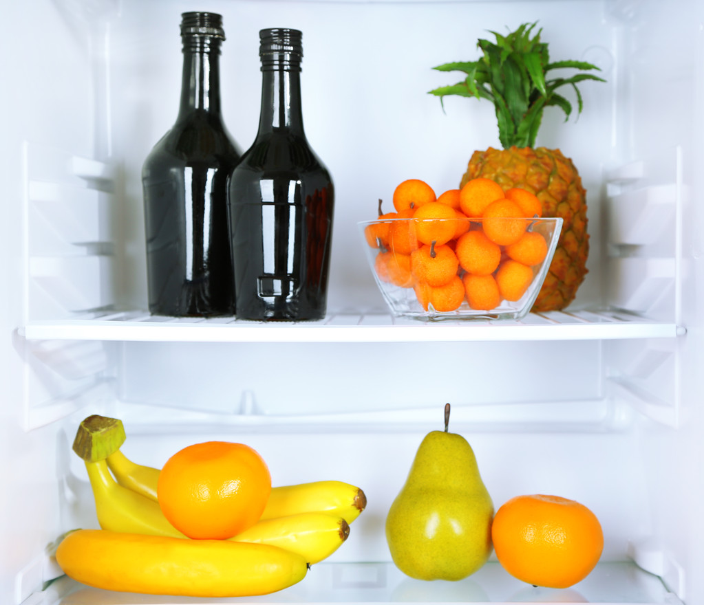 Réfrigérateur plein de nourriture
 - Photo, image