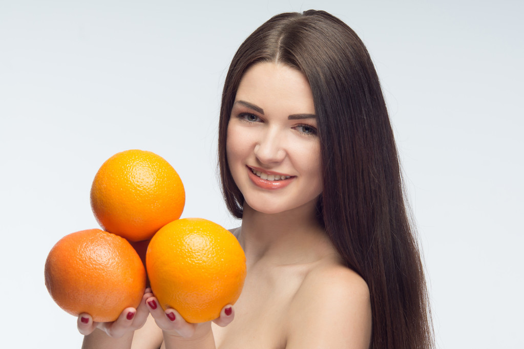 kız ve turuncu - Fotoğraf, Görsel