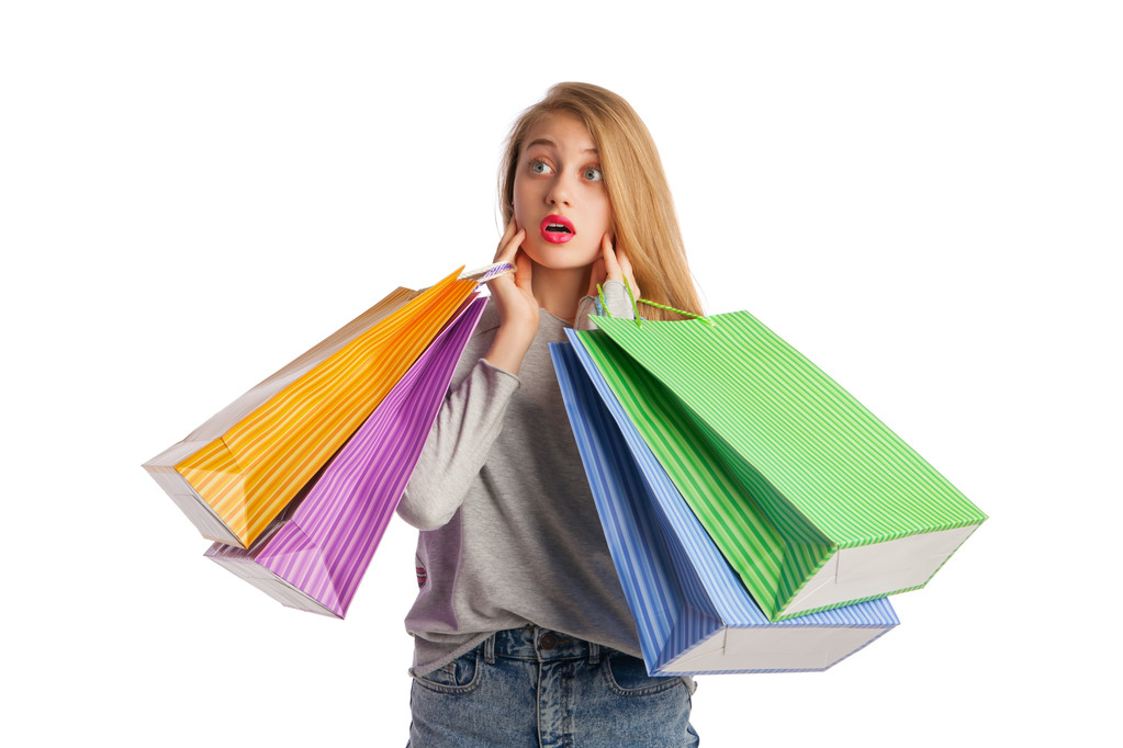 Shopping femme tenant des sacs à provisions - Photo, image