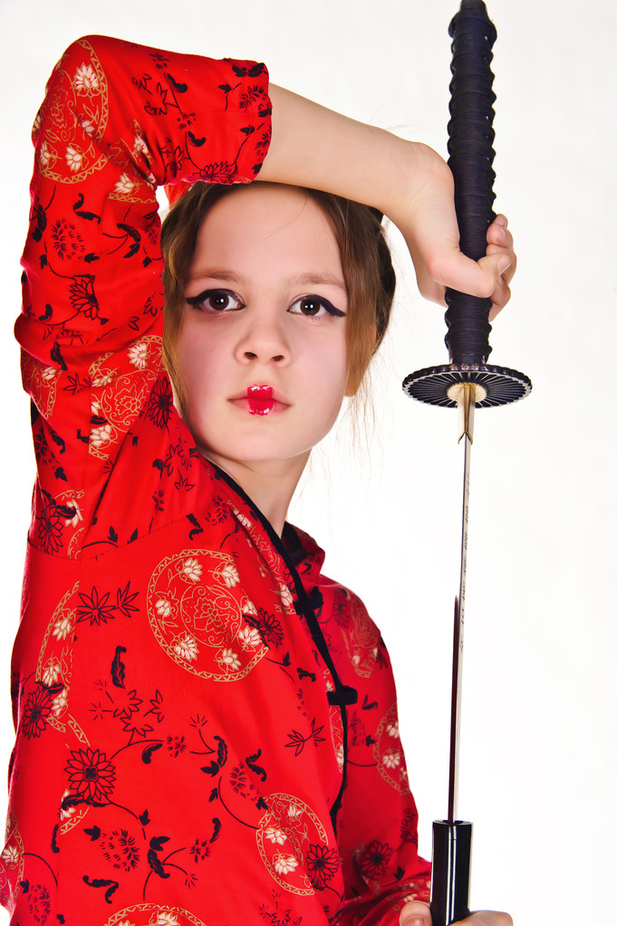 Девушка с длинным самурайским мечом
 - Фото, изображение