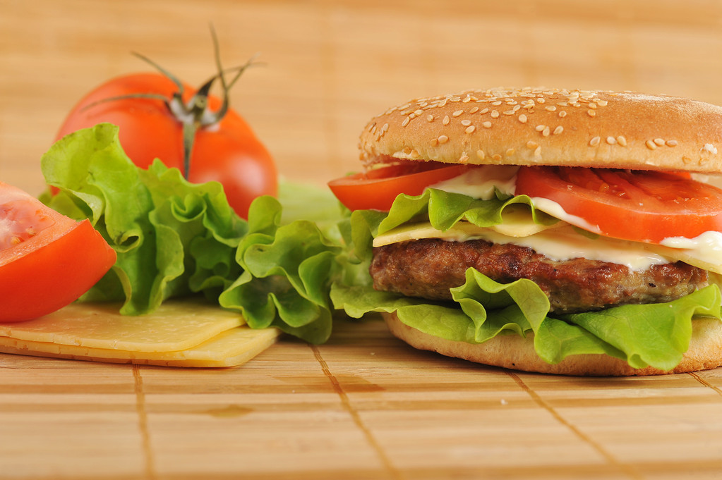 Hamburger avec escalope
 - Photo, image