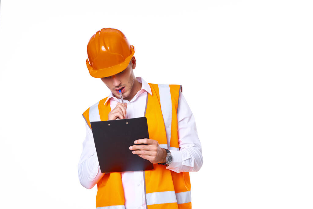 férfi narancs kemény kalap mérnök munka szakemberek építőipar - Fotó, kép