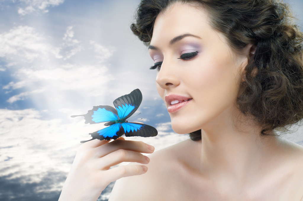 Mujer mariposa
 - Foto, imagen