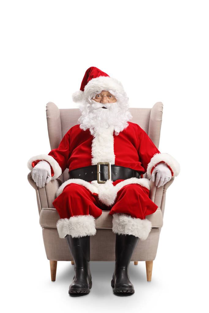 Портрет Санта Клауса, лежащего в кресле на белом фоне - Фото, изображение