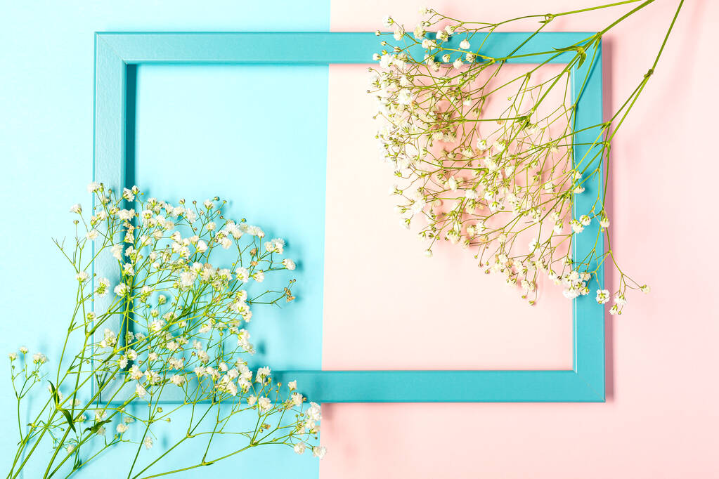 Banner creativo con fresco blanco babys aliento flor - Foto, imagen