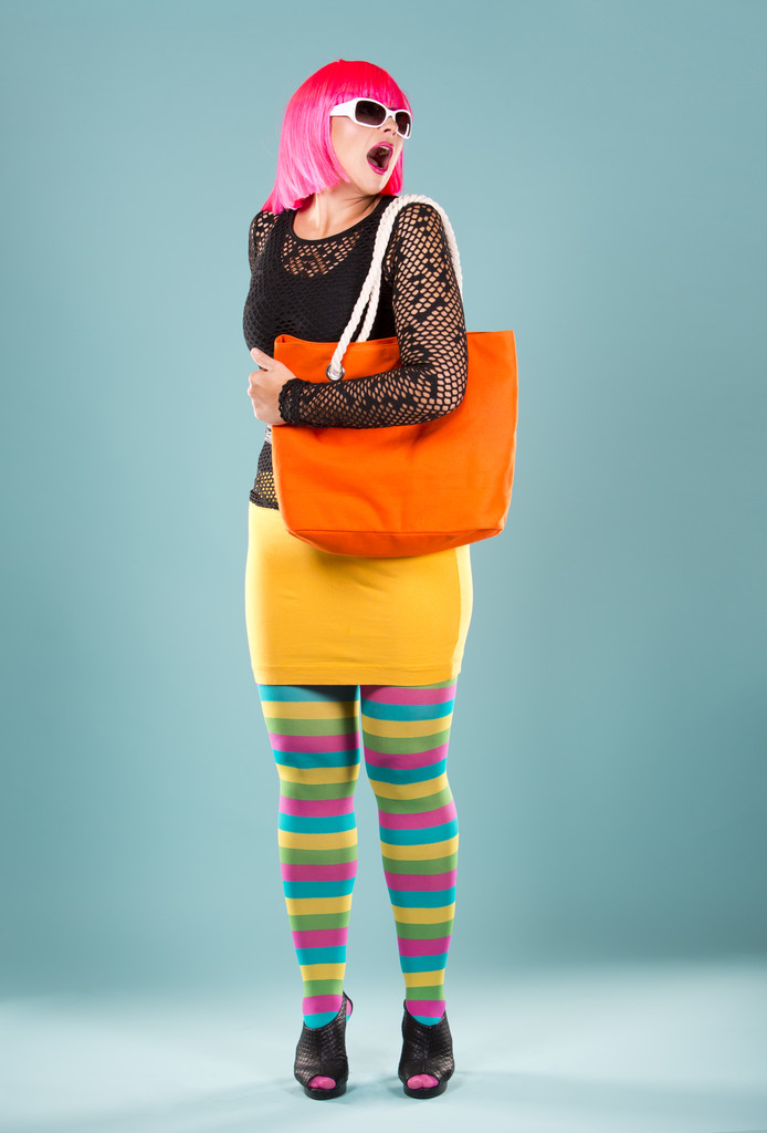 модна жінка в яскравому вбранні
 - Фото, зображення