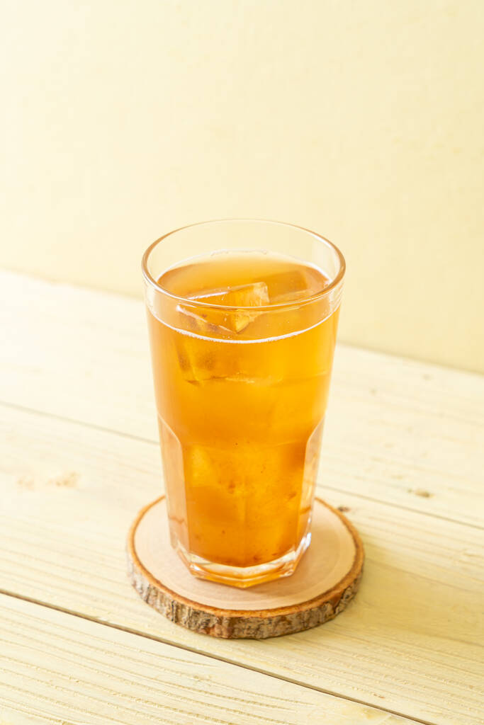 Deliziosa bevanda dolce succo di tamarindo e cubetto di ghiaccio - stile bevanda sana - Foto, immagini