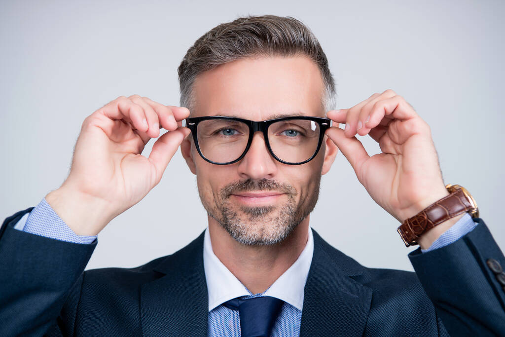 cheerful mature businessman in businesslike suit and glasses - Photo, Image
