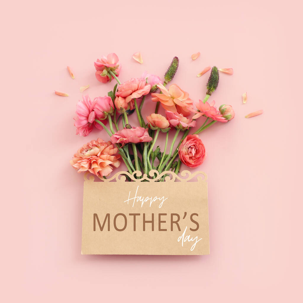 mother's day concept with pink flowers over pastel background - Foto, Imagem