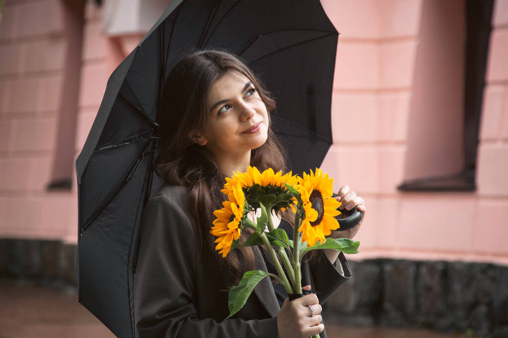 Singing in the Rain: How to Dress Fashionably for Monsoon Season
