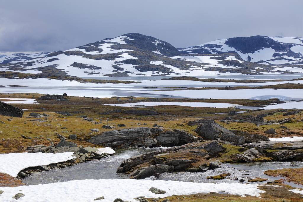 Noruega natureza - Jotunheimen montanhas paisagem de verão. Cordilheira Sognefjell. - Foto, Imagem