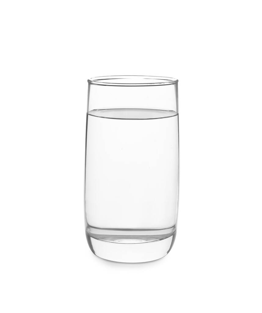 Glas vol water geïsoleerd op wit - Foto, afbeelding