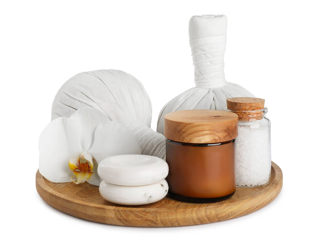 Gyönyörű spa összetétele különböző testápoló termékek elszigetelt fehér - Fotó, kép