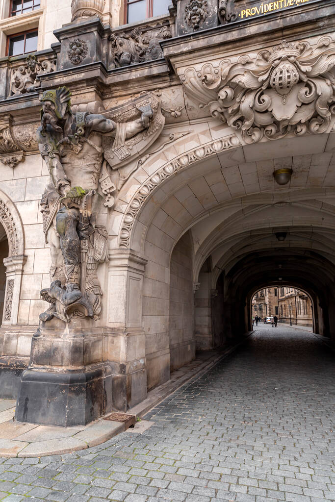Dresden, Germany - December 19, 2021: The ancient George Gate or Georgentor in the old town, Altstadt of Dresden, the capital of Saxony, Germany. - Foto, Bild