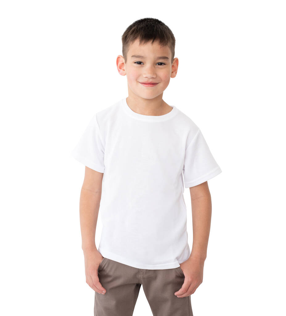 Tシャツがモックアップ。白い背景に隔離された白いTシャツを着た小さな男の子. - 写真・画像