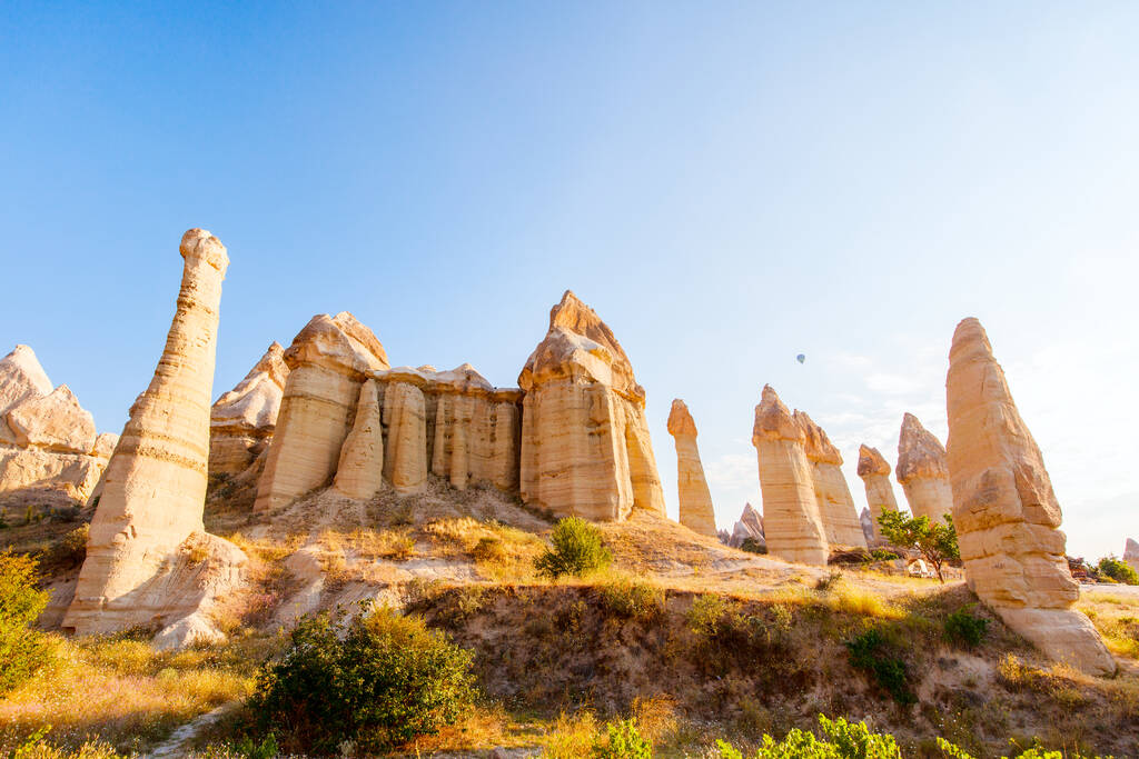 Love valley view with rock formations and fairy chimneys in Cappadocia Turkey - Foto, Bild