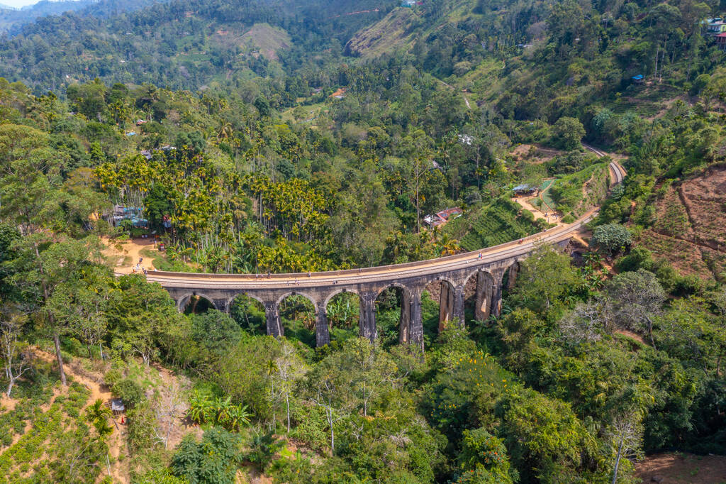 Puente de los Nueve Arcos cerca de Ella, Sri Lanka. - Foto, imagen