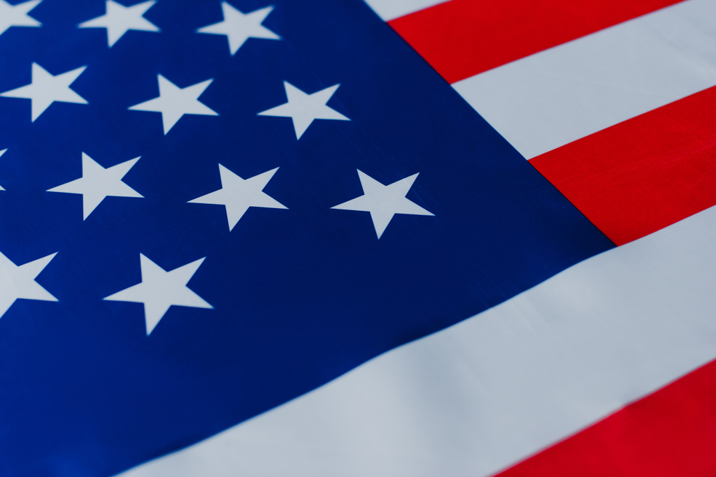 Nahaufnahme der Flagge der Vereinigten Staaten von Amerika mit Sternen und Streifen  - Foto, Bild