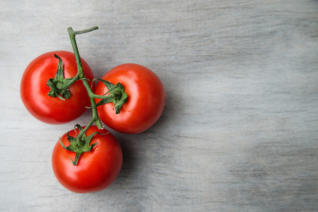 Tomates cerises rouges fraîches délicieuses
 - Photo, image