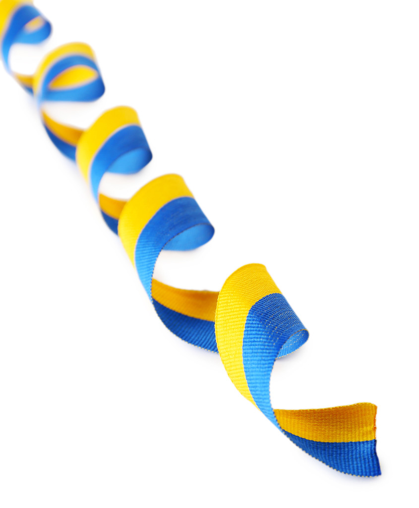 Ruban de tissu bleu-jaune coloré isolé sur blanc
 - Photo, image