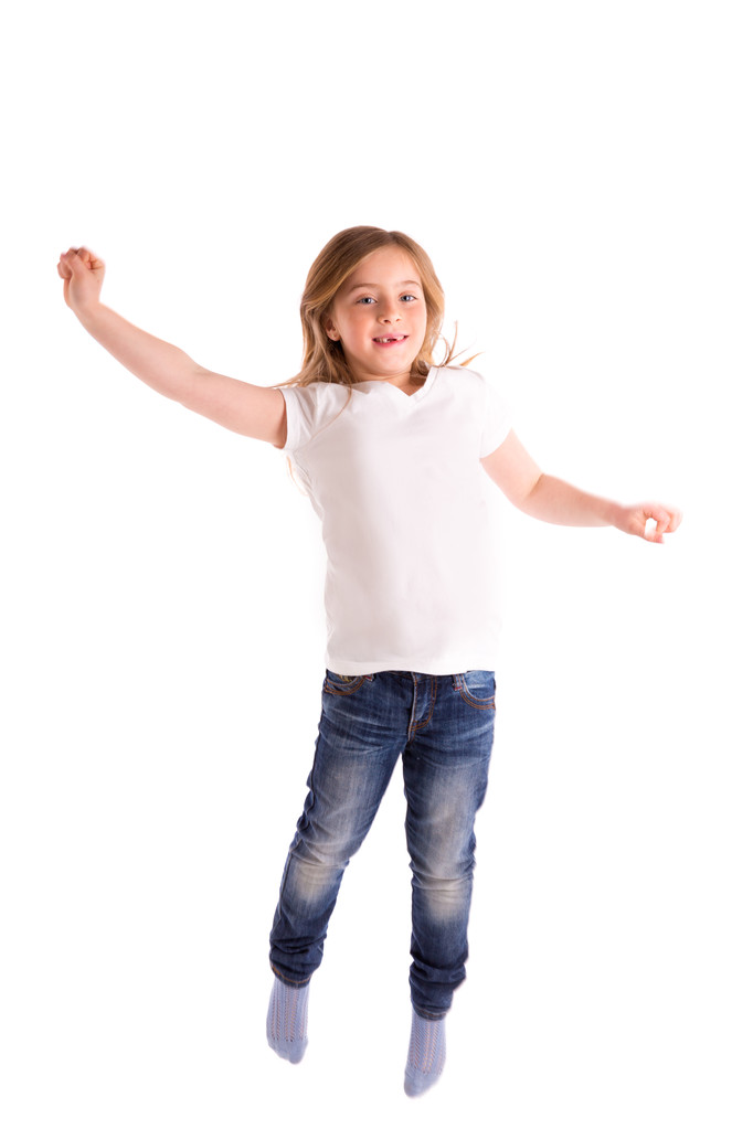 szőke gyerek lány behúzva jumping nagy szél, a haj - Fotó, kép