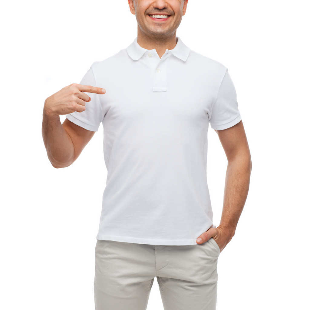 homem sorridente em t-shirt apontando o dedo sobre si mesmo
 - Foto, Imagem