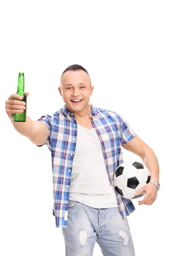 Tifoso di calcio che tiene birra e tifo
 - Foto, immagini