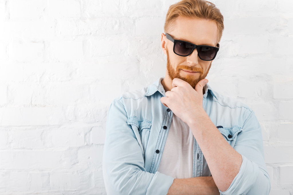 Confident young bearded man in eyewear - Photo, Image