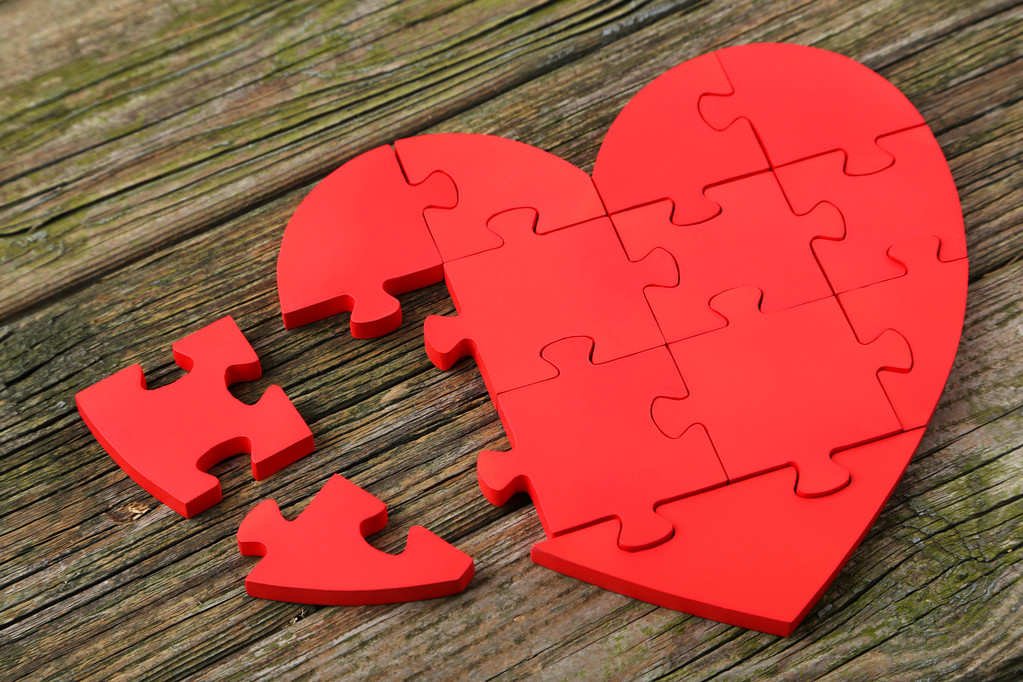 červená puzzle srdce - Fotografie, Obrázek