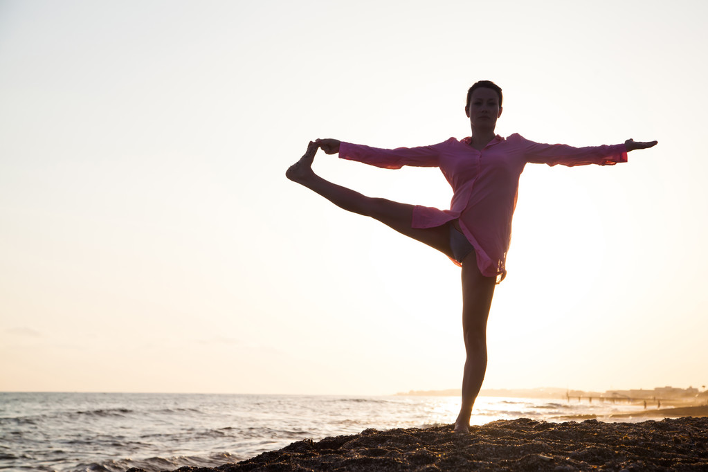 Yoga at the sunset - Photo, Image