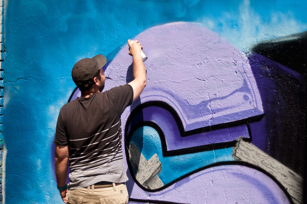 Mulhouse - Francie - 07 června 2015 - malířka Bozar graffiti festivalu - nábřeží hříšníků v Mulhouse - Fotografie, Obrázek