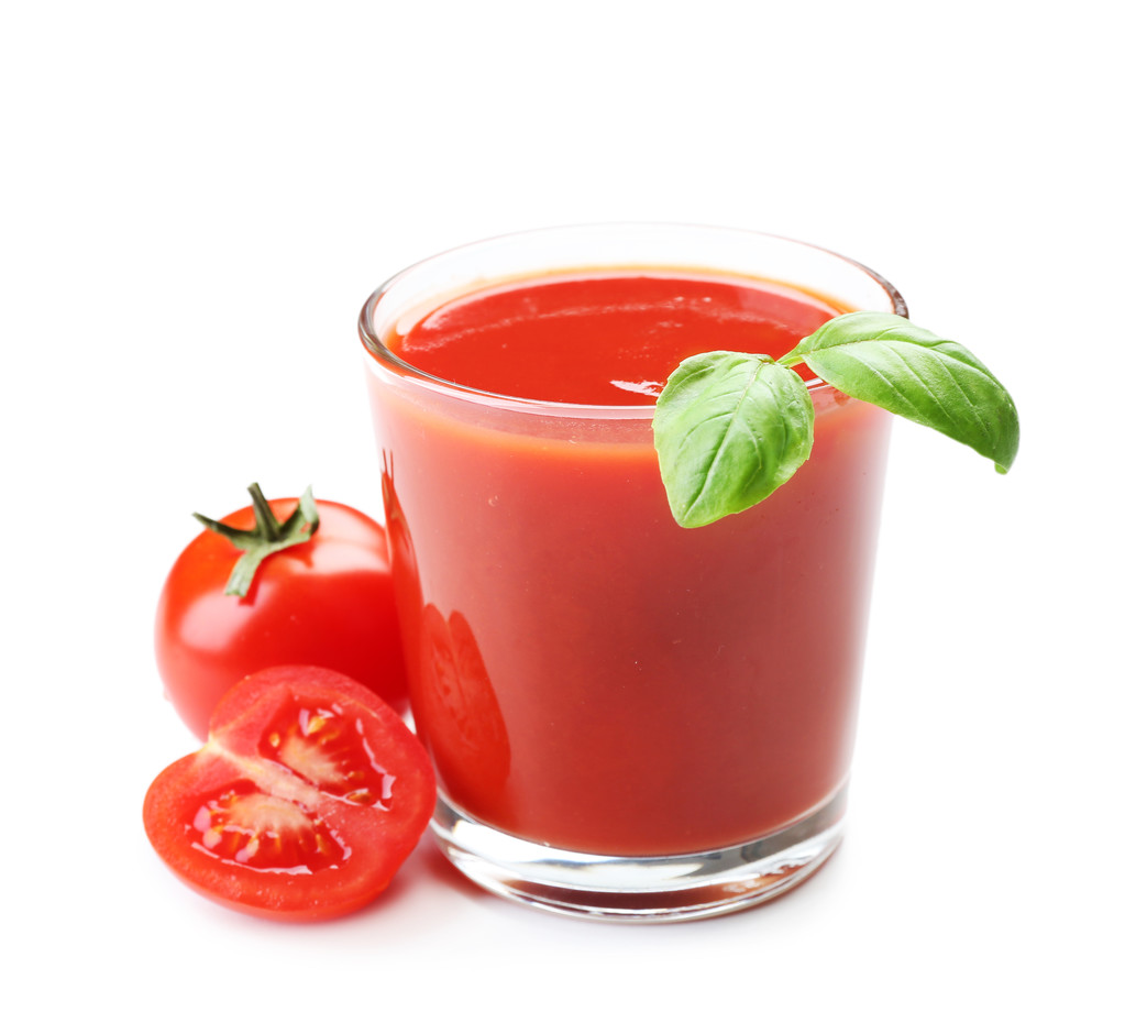 Vaso de jugo de tomate fresco aislado en blanco
 - Foto, Imagen