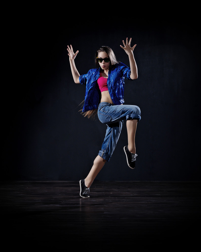 Tyttö moderni tanssija (tumma versio
) - Valokuva, kuva