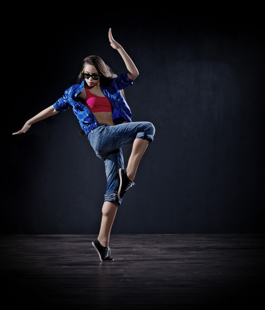 Modern dansçı kız (karanlık ver) - Fotoğraf, Görsel