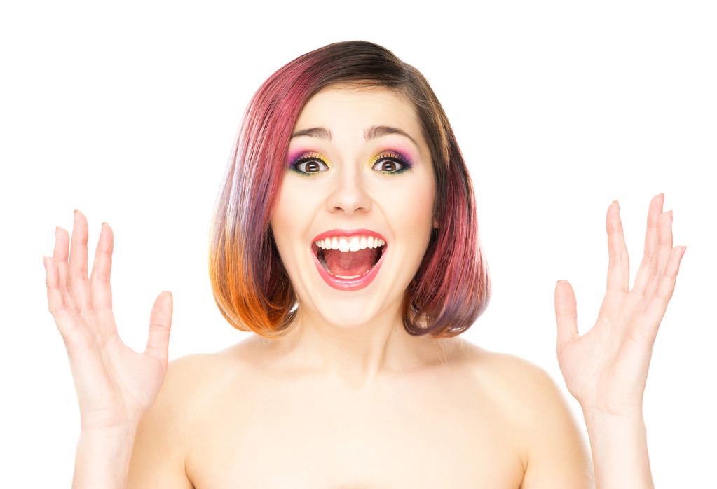 ενθουσιασμένος κορίτσι με πολύχρωμο μακιγιάζ - Φωτογραφία, εικόνα