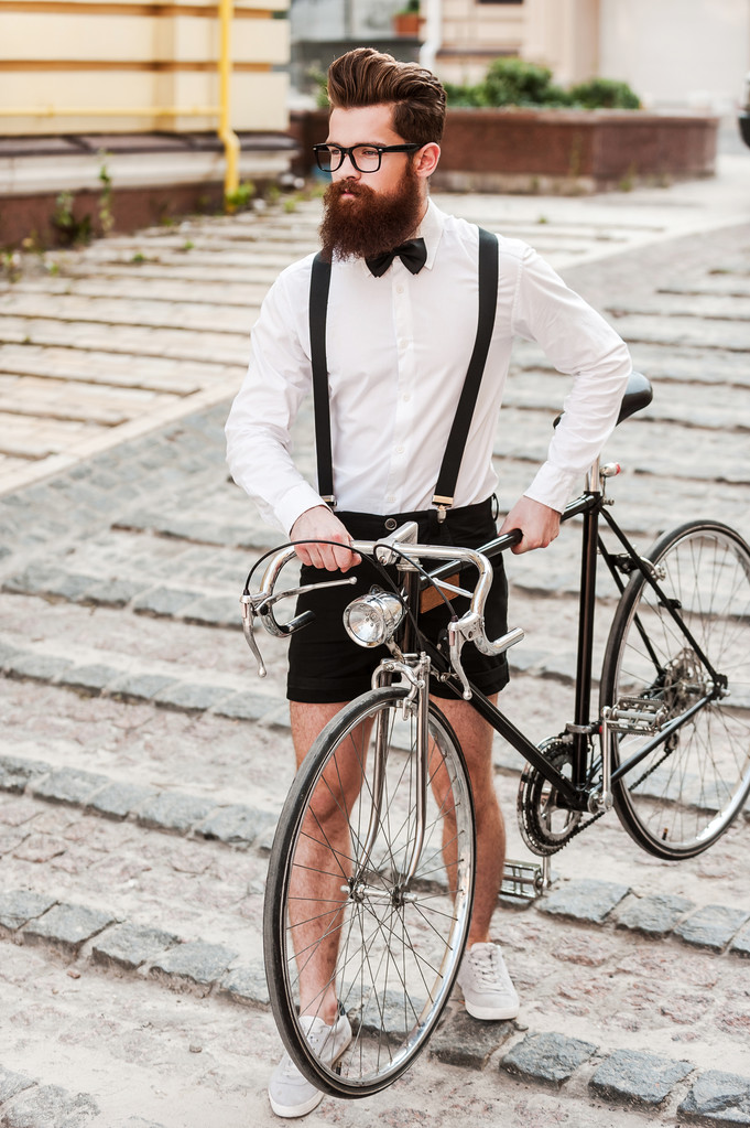 自転車でハンサムなヒップスター - 写真・画像